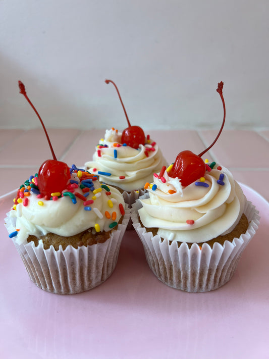 Banana Split Cupcake